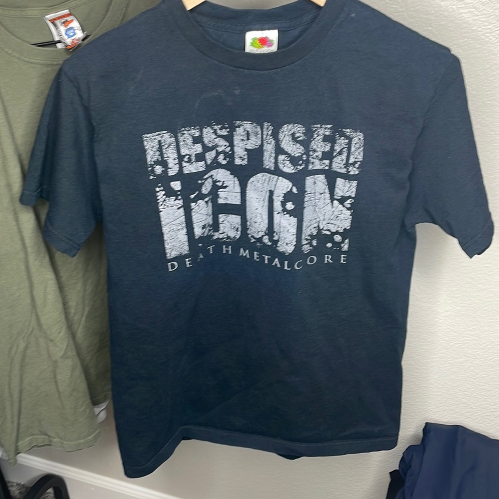 Fruit of the loom vintage tee